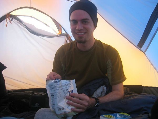Dave bearing dehydrated meal